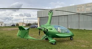Gyrocoptere ELA ECLIPSE aerodrome Escary