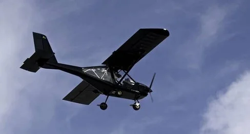 (33) Aérodrome d`Andernos-les-Bains avion ultra leger AEROPRAKT A-22