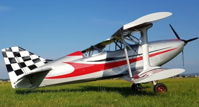 (30) Aérodrome de Nîmes Courbessac  biplan 