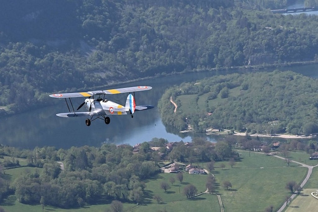 (01) Aérodrome de Bourg - Ceyzériat - image 5