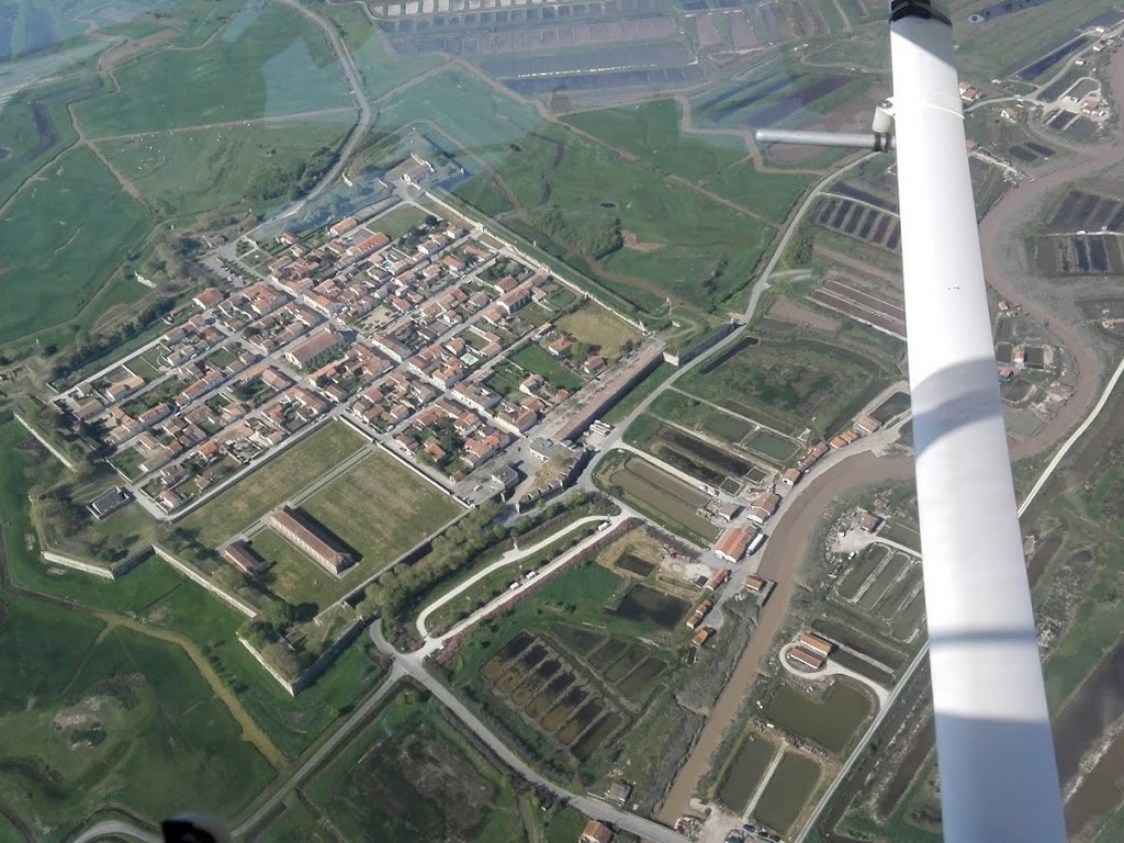 (17) Base Ulm de Corme-Ecluse  - image 3