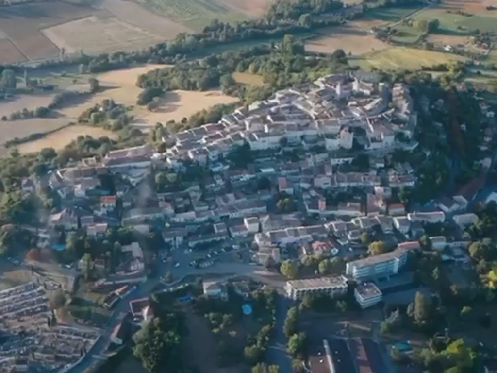 (46) Aérodrome de Cahors Lalbenque - image 3