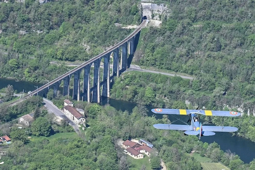 Aérodrome de Bourg - Ceyzériat STAMP SV4-RS pont