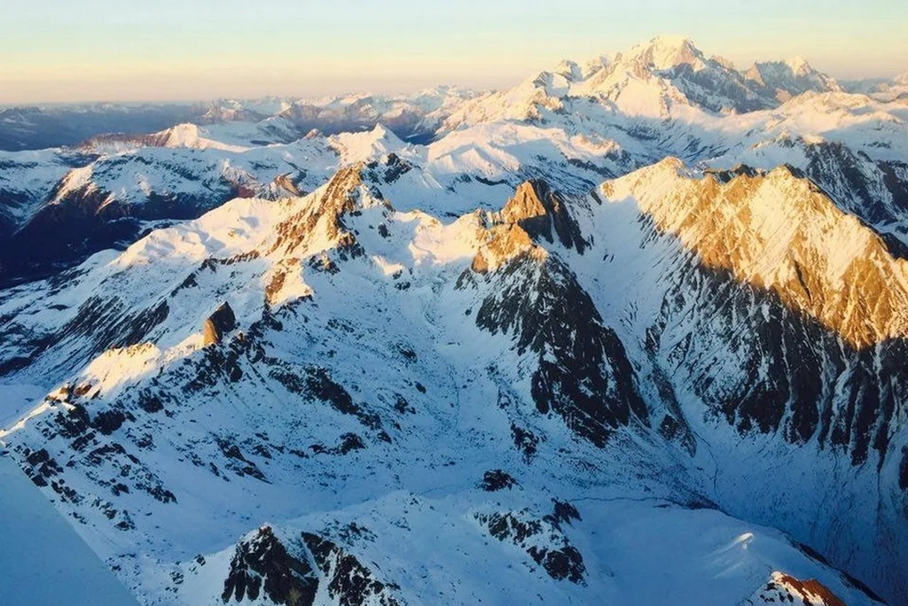 Aérodrome Grenoble Le Versoud 155-3