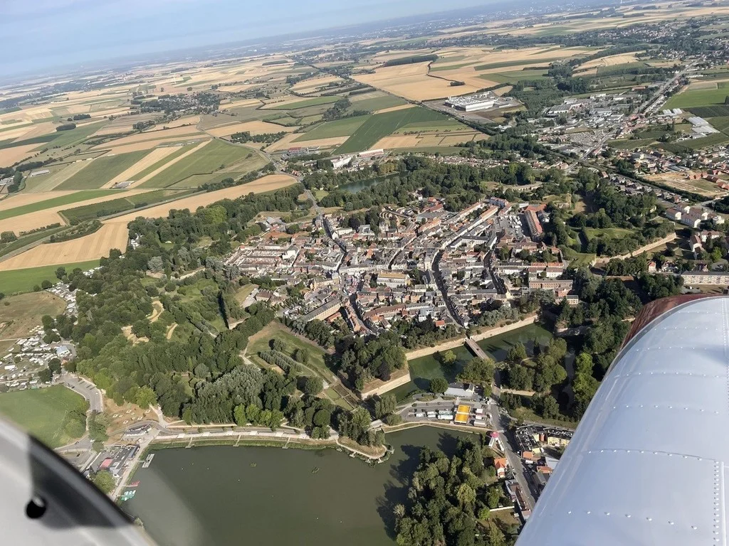 Aérodrome de Valenciennes-Denain quesnoy