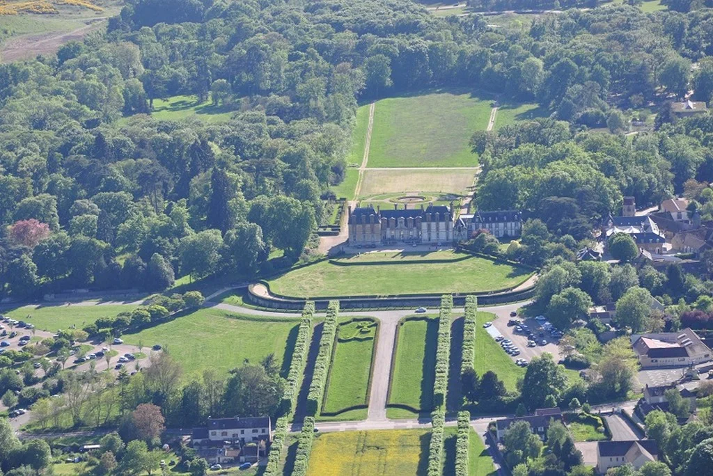 Base Ulm de Thoiry chateau