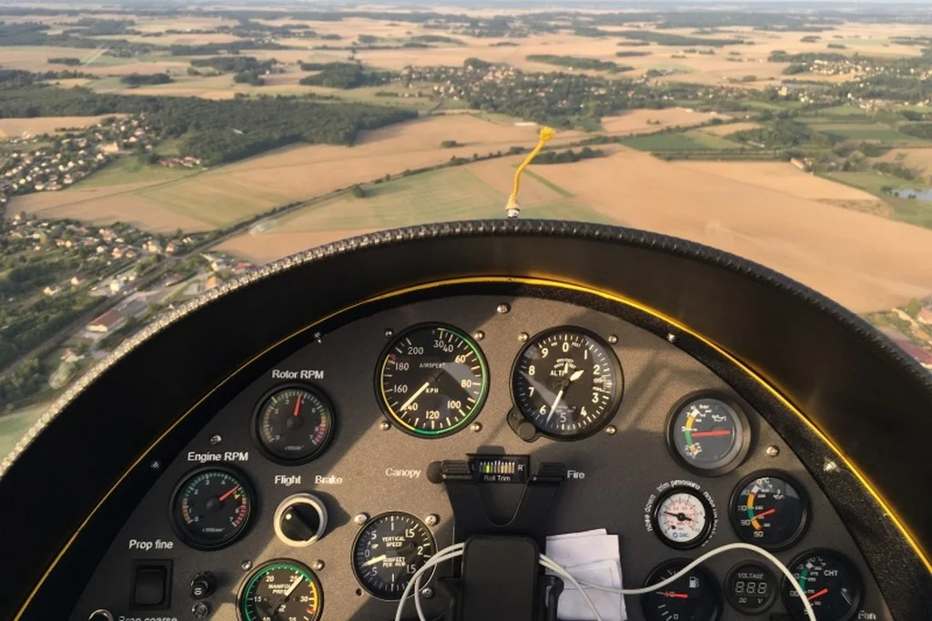 Base Ulm de Thoiry cokpit gyrocoptere-calidus