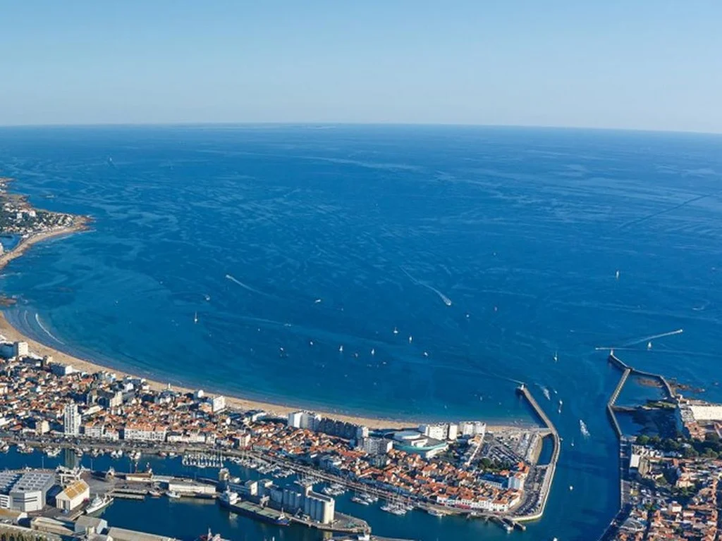 Aérodrome des Sables-d’Olonne port sable olonne