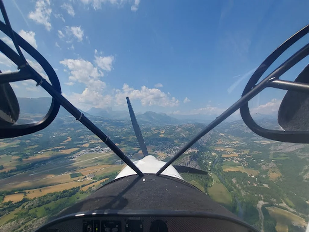 Aérodrome de Gap-Tallard vue du ciel