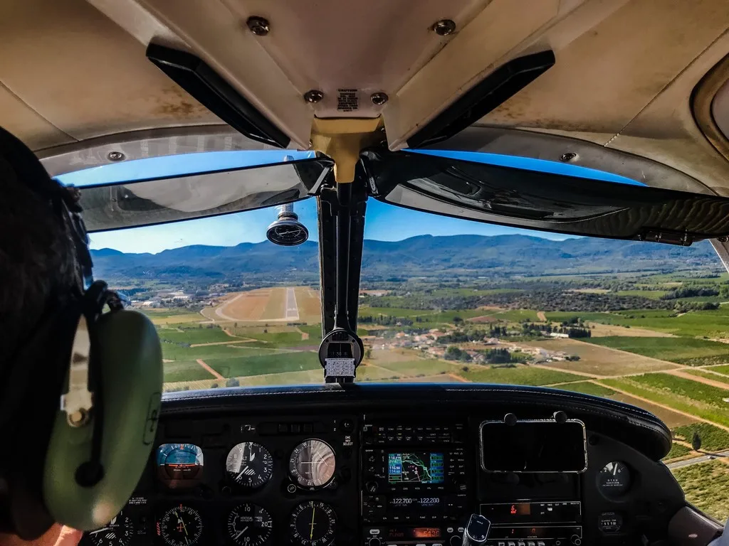 Aérodrome de Figeac-Livernon cockpit