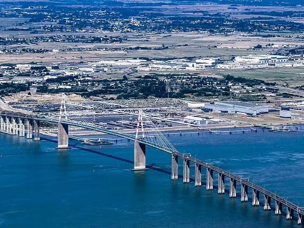  Aéroport de Saint Nazaire pont saint-nazaire