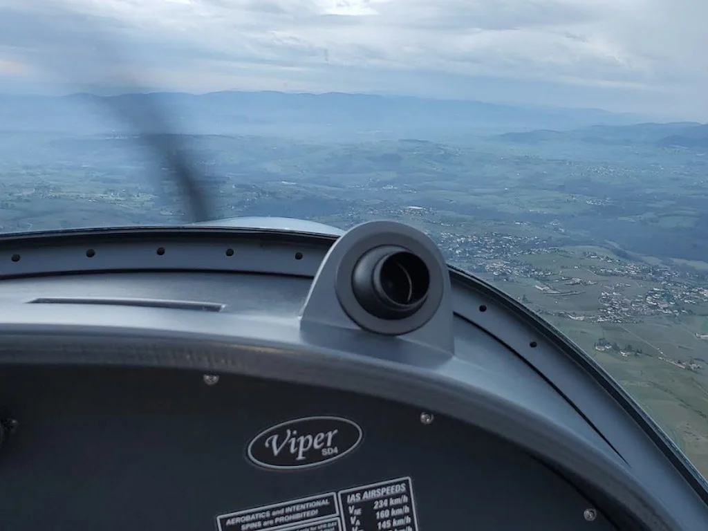  Aérodrome Frontenas Villefranche/Tarare cockpit viper