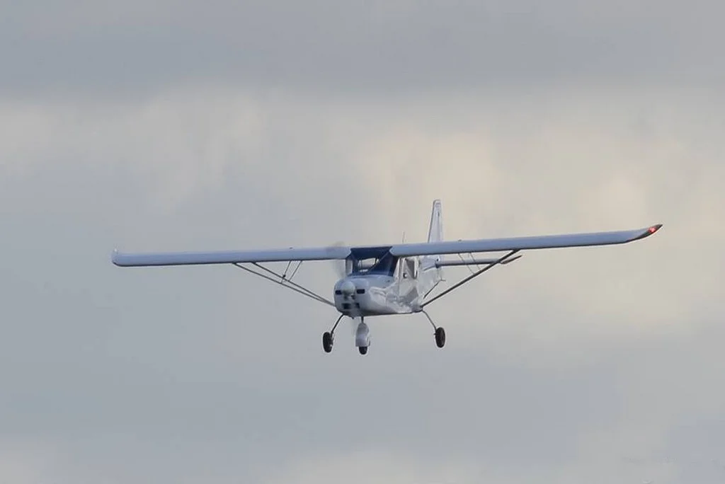  Aérodrome de Meaux-Esbly fk atterrissage