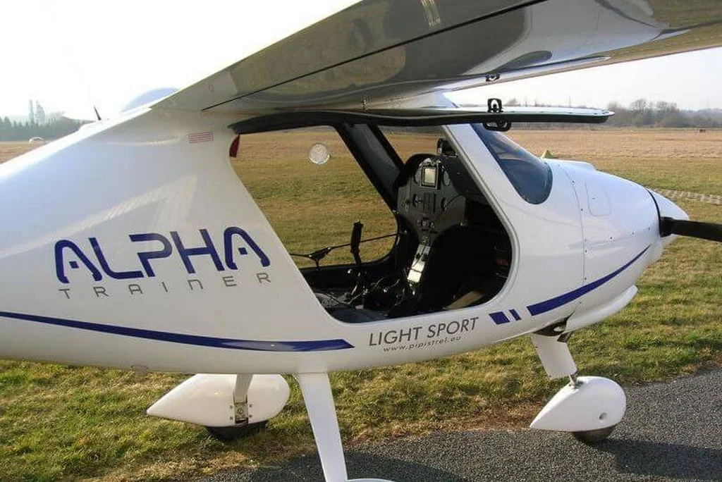 Aérodrome d’Epinal Dogneville alpha-trainer