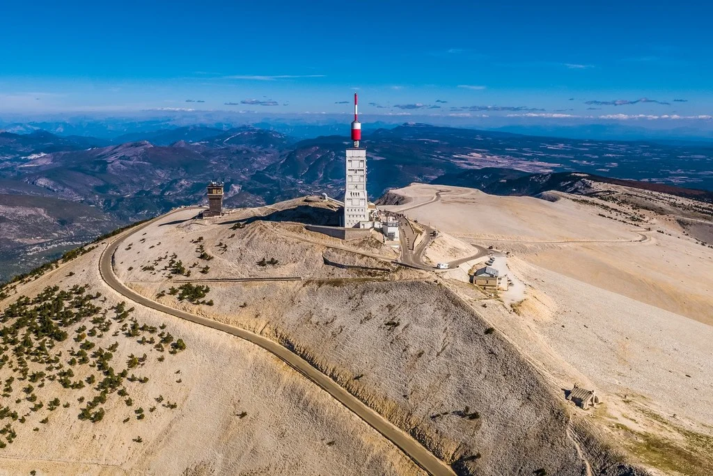 Aérodrome de Nîmes Courbessac mont ventoux