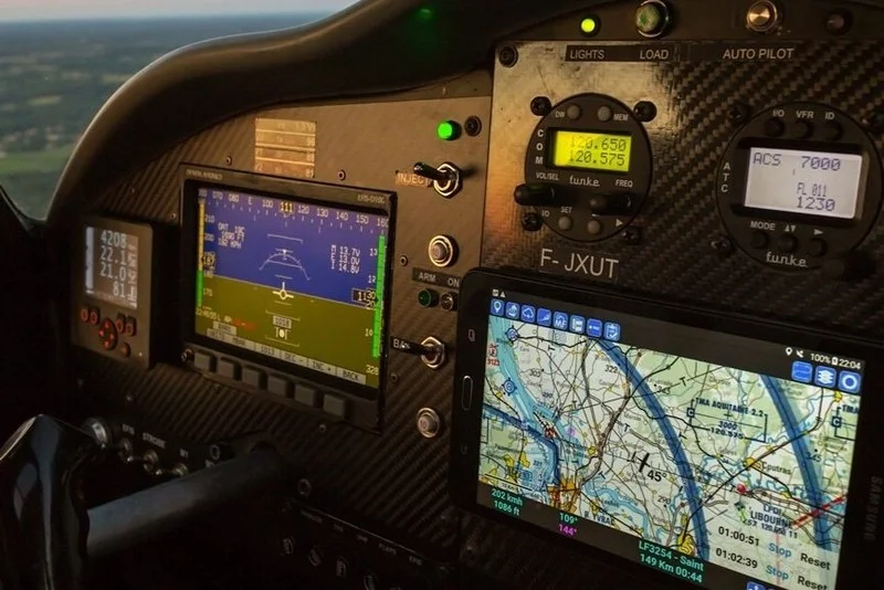 Aérodrome de Libourne - Artigues-de-Lussac instrument