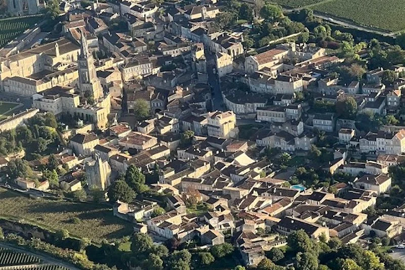 Aérodrome de Libourne - Artigues-de-Lussac vue du ciel